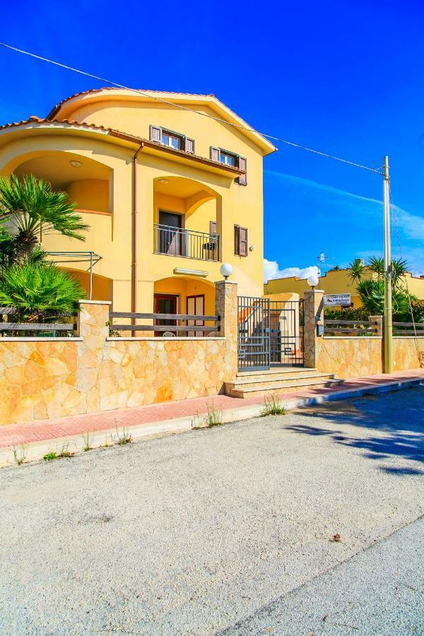 Casa Vacanze L'Orizzonte Aparthotel Valderice Εξωτερικό φωτογραφία