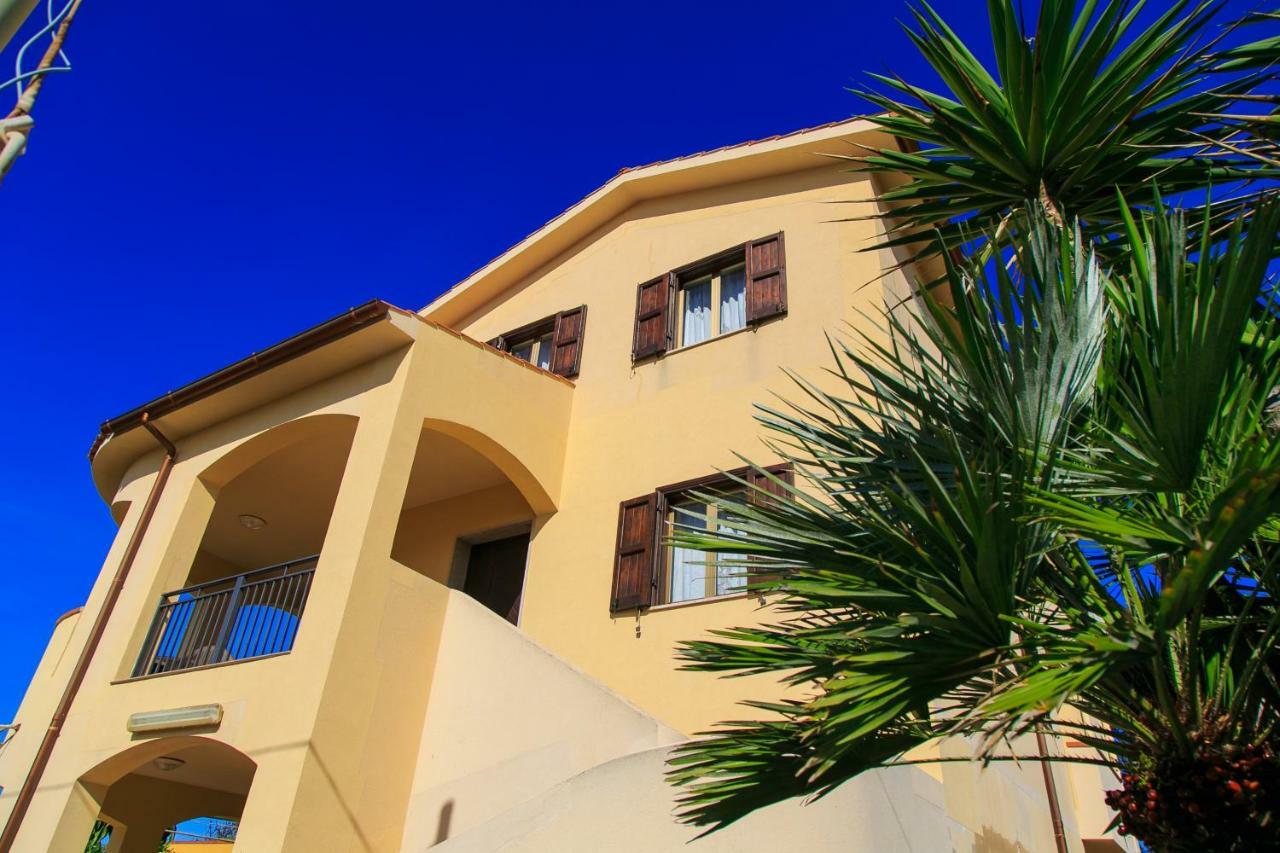 Casa Vacanze L'Orizzonte Aparthotel Valderice Εξωτερικό φωτογραφία